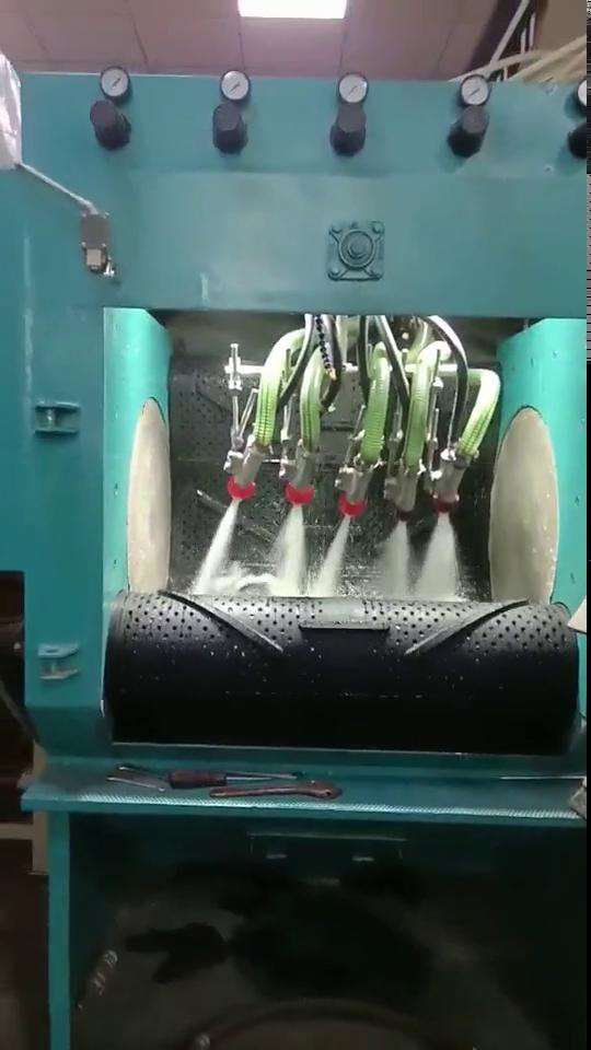 自動(dòng)履帶式噴砂機(jī)工作視頻