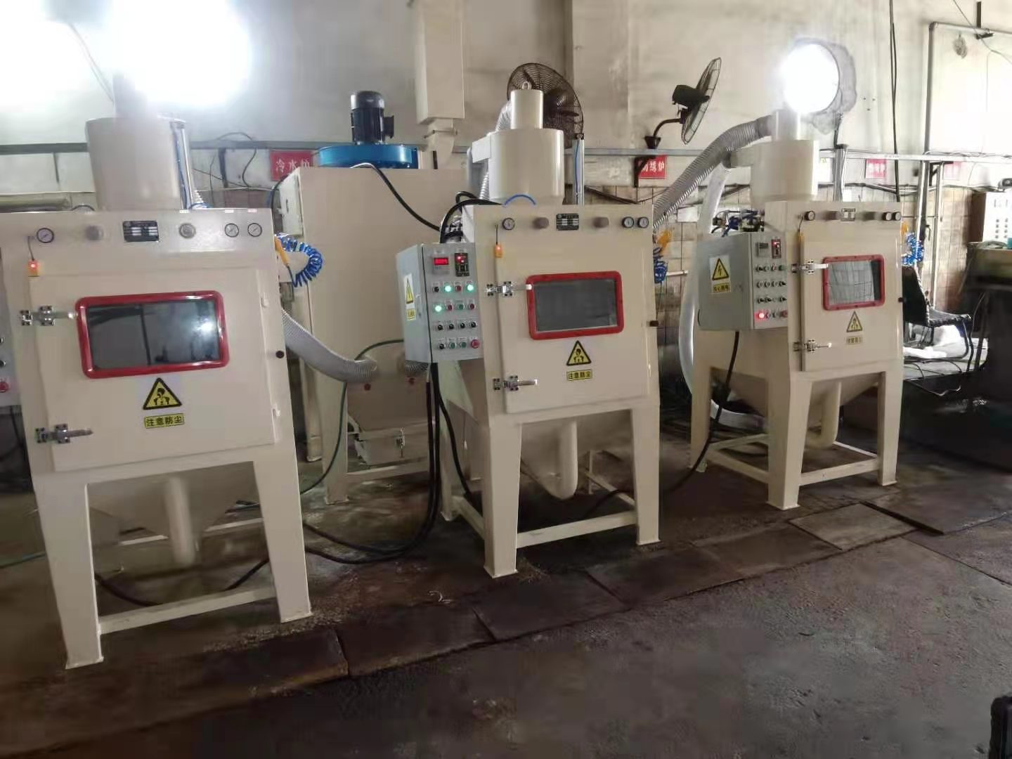 小型噴砂機(jī)的噴砂效果如何？